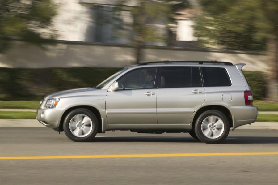 Toyota Highlander Hybrid 2005 года  (фото 9 из 24)